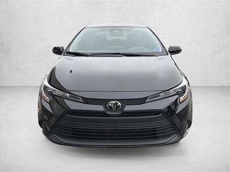 Used 2025 Toyota Corolla LE video 2
