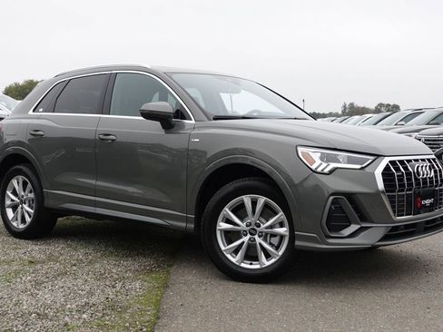 New 2025 Audi Q3 2.0T Premium image 3