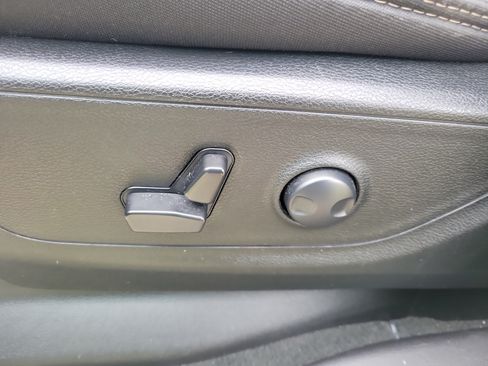 Used 2023 RAM 1500 Big Horn AWD/4WD image 13