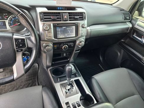 Used 2016 Toyota 4Runner SR5 Premium AWD/4WD image 17