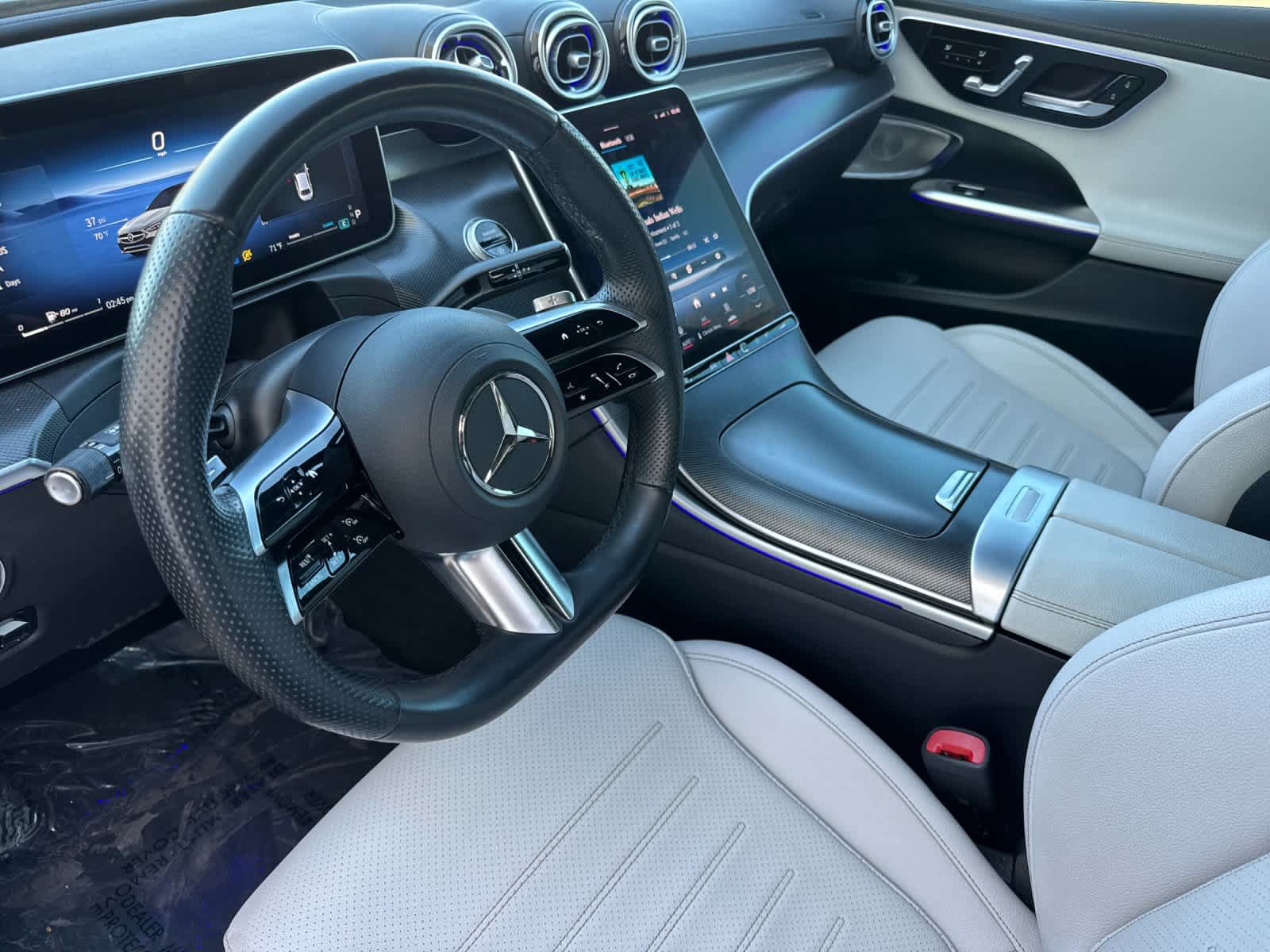 Used 2023 Mercedes-Benz C 300 Sedan image 10