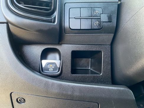 Used 2023 RAM ProMaster 2500 FWD image 16