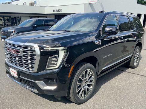 New 2025 GMC Yukon Denali w/ Denali Reserve Package image 46