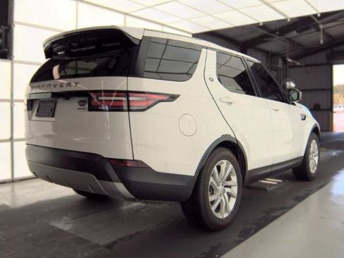 Used 2017 Land Rover Discovery HSE AWD/4WD image 7