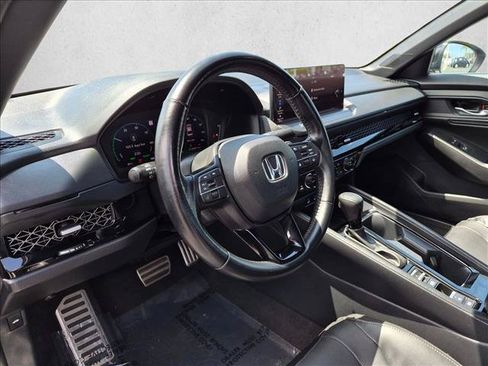 Used 2023 Honda Accord Sport image 10