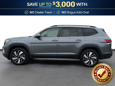 Used 2025 Volkswagen Atlas SE AWD/4WD image 2