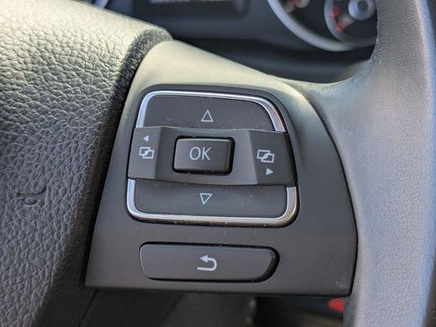 Used 2013 Volkswagen Tiguan S AWD/4WD image 14