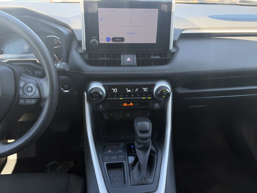 Used 2025 Toyota RAV4 XLE FWD image 14