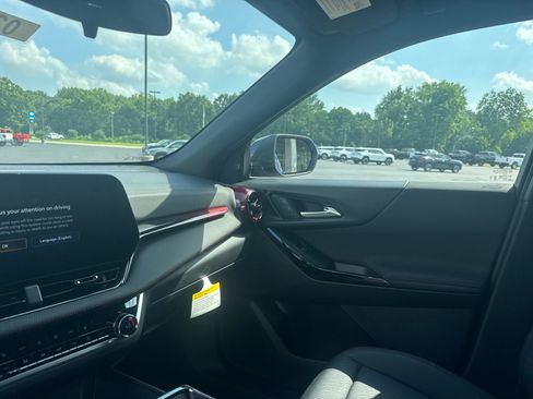 New 2026 Chevrolet Equinox RS AWD/4WD image 25