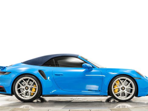 Used 2022 Porsche 911 Turbo S image 18