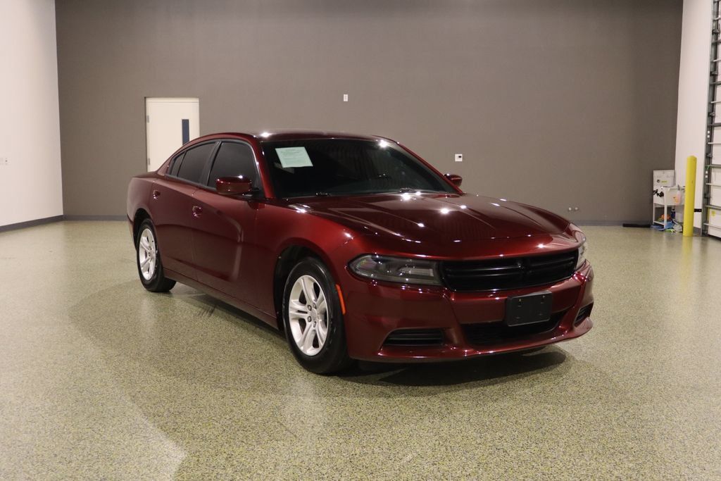 Used 2020 Dodge Charger SXT RWD image 1