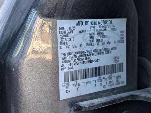 Used 2006 Ford F350 XL image 29