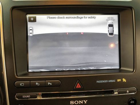 Used 2017 Ford Explorer Limited w/ Equipment Group 301A image 21