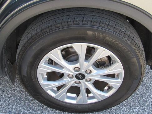 Used 2024 Ford Escape Active image 9