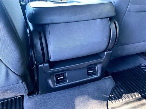Used 2023 Chevrolet Silverado 1500 Custom AWD/4WD image 28