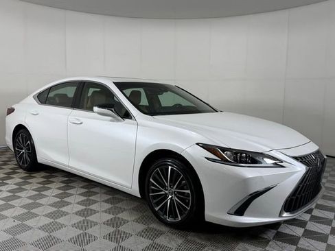 Used 2025 Lexus ES 350 350 w/ Premium Package image 10