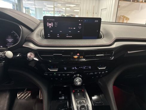 Used 2024 Acura MDX A-Spec image 19