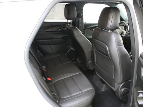 Used 2023 Chevrolet TrailBlazer ACTIV FWD image 30