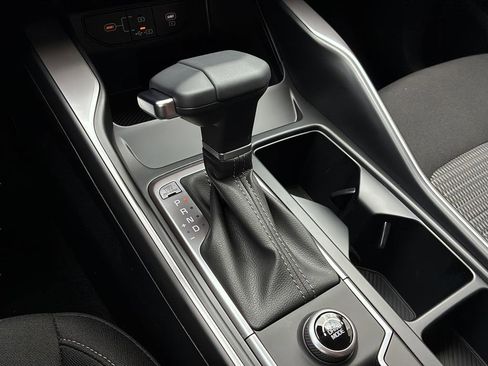 New 2026 Kia Sorento LX FWD image 21