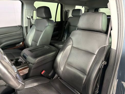 Used 2019 GMC Yukon SLT w/ Premium Edition AWD/4WD image 13