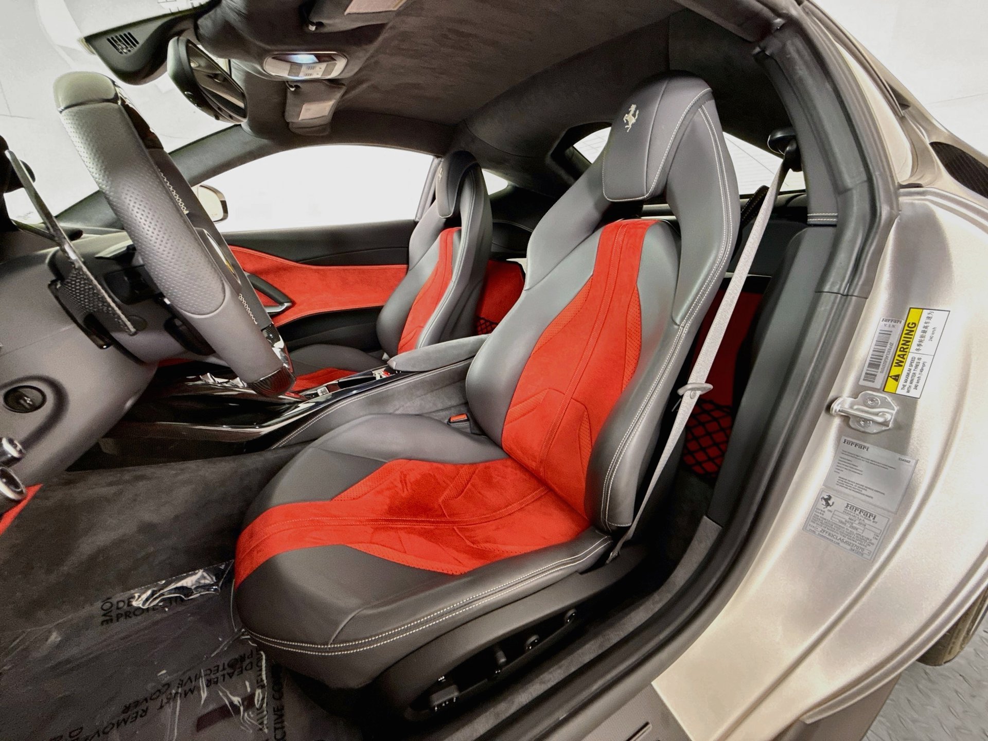 Certified 2018 Ferrari 812 Superfast RWD image 9