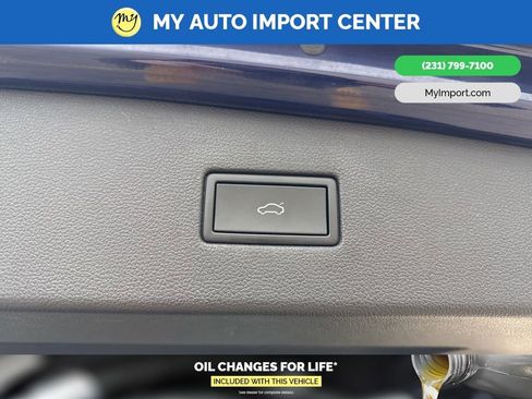 Used 2022 Volkswagen Tiguan SE image 29