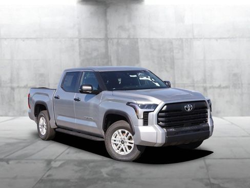New 2026 Toyota Tundra SR5 image 2