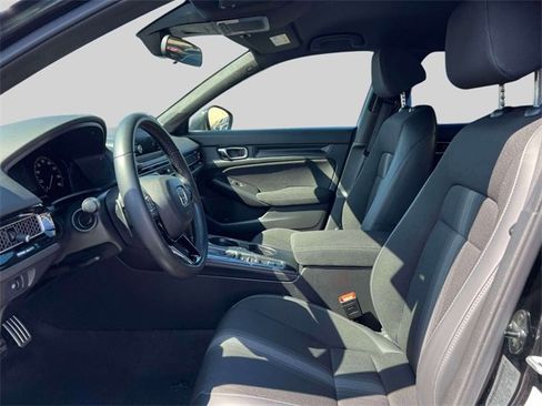 Used 2022 Honda Civic Sport image 16