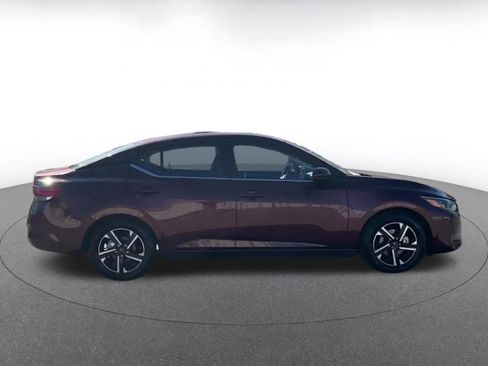 Used 2025 Nissan Sentra SV image 16