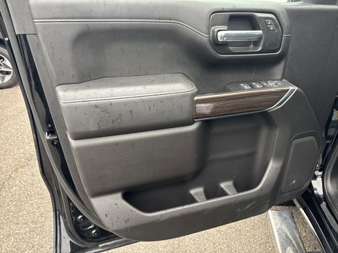 Used 2020 Chevrolet Silverado 1500 LT w/ All-Star Edition image 16