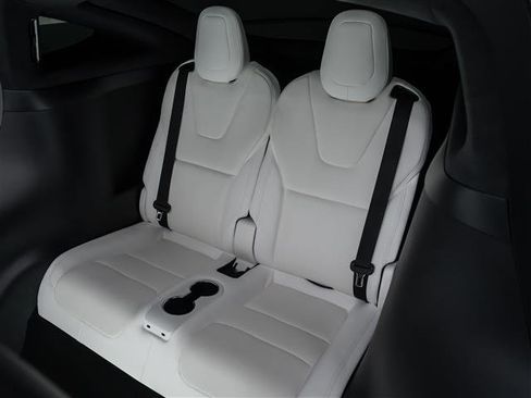 Used 2022 Tesla Model X Plaid image 23