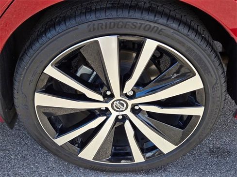 Used 2022 Nissan Altima 2.5 SR image 11