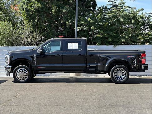 Used 2024 Ford F350 Lariat w/ Lariat Ultimate Package AWD/4WD image 13