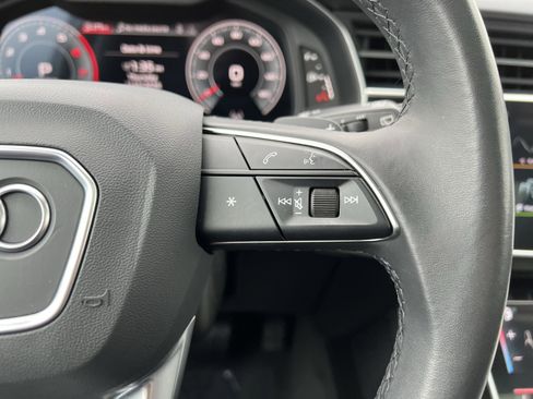 Used 2022 Audi Q7 Premium Plus w/ Premium Plus Package image 20