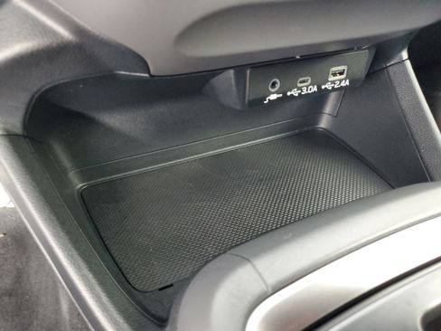 Used 2025 Subaru Crosstrek 2.0i Premium w/ Crosstrek Mirror Package image 18