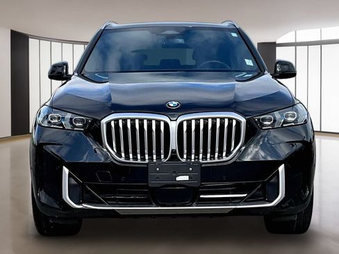 Used 2025 BMW X5 sDrive40i w/ Climate Comfort Package RWD image 3