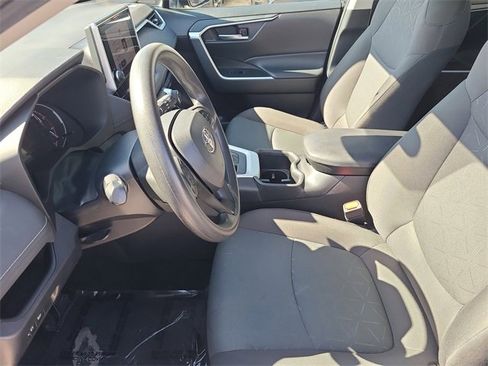 Used 2024 Toyota RAV4 XLE image 23