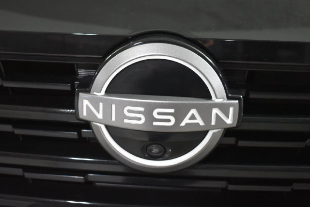 Certified 2025 Nissan Kicks SR AWD/4WD image 34