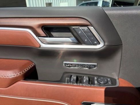 Certified 2024 GMC Sierra 1500 Denali Ultimate AWD/4WD image 4