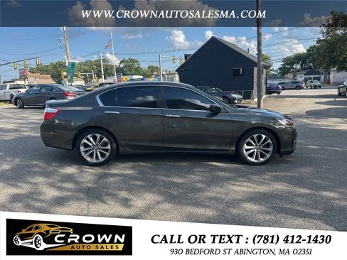 Used 2013 Honda Accord Sport image 4