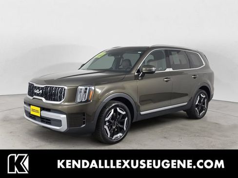 Used 2024 Kia Telluride EX w/ EX Captain's Chair Package AWD/4WD image 1