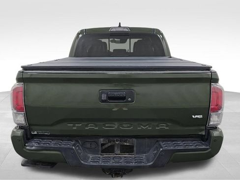 Used 2021 Toyota Tacoma TRD Off-Road w/ TRD Premium Off Road Package AWD/4WD image 9