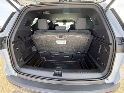 New 2026 Chevrolet Traverse LT image 39