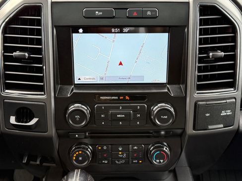 Used 2017 Ford F150 XLT w/ Equipment Group 302A Luxury image 26