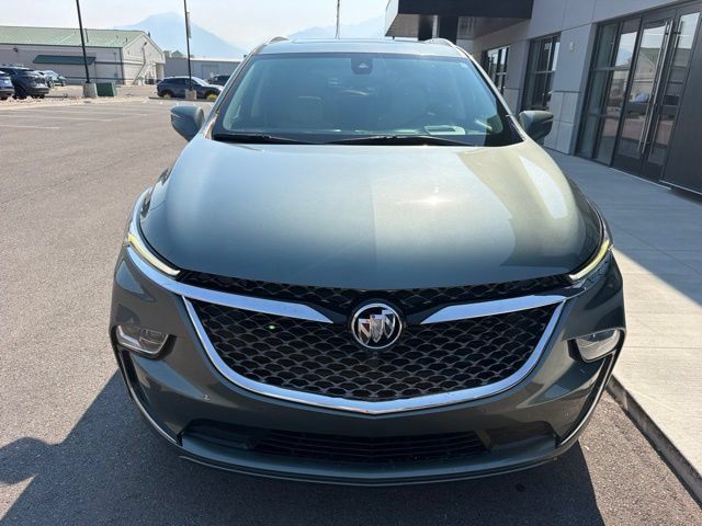 Used 2023 Buick Enclave Avenir w/ Avenir Technology Package AWD/4WD image 2