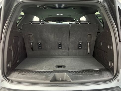 Used 2025 Chevrolet Tahoe LT image 35