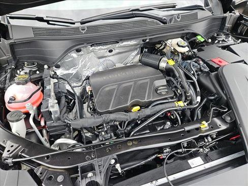 New 2026 Chevrolet Trax LT w/ Driver Confidence Package image 16