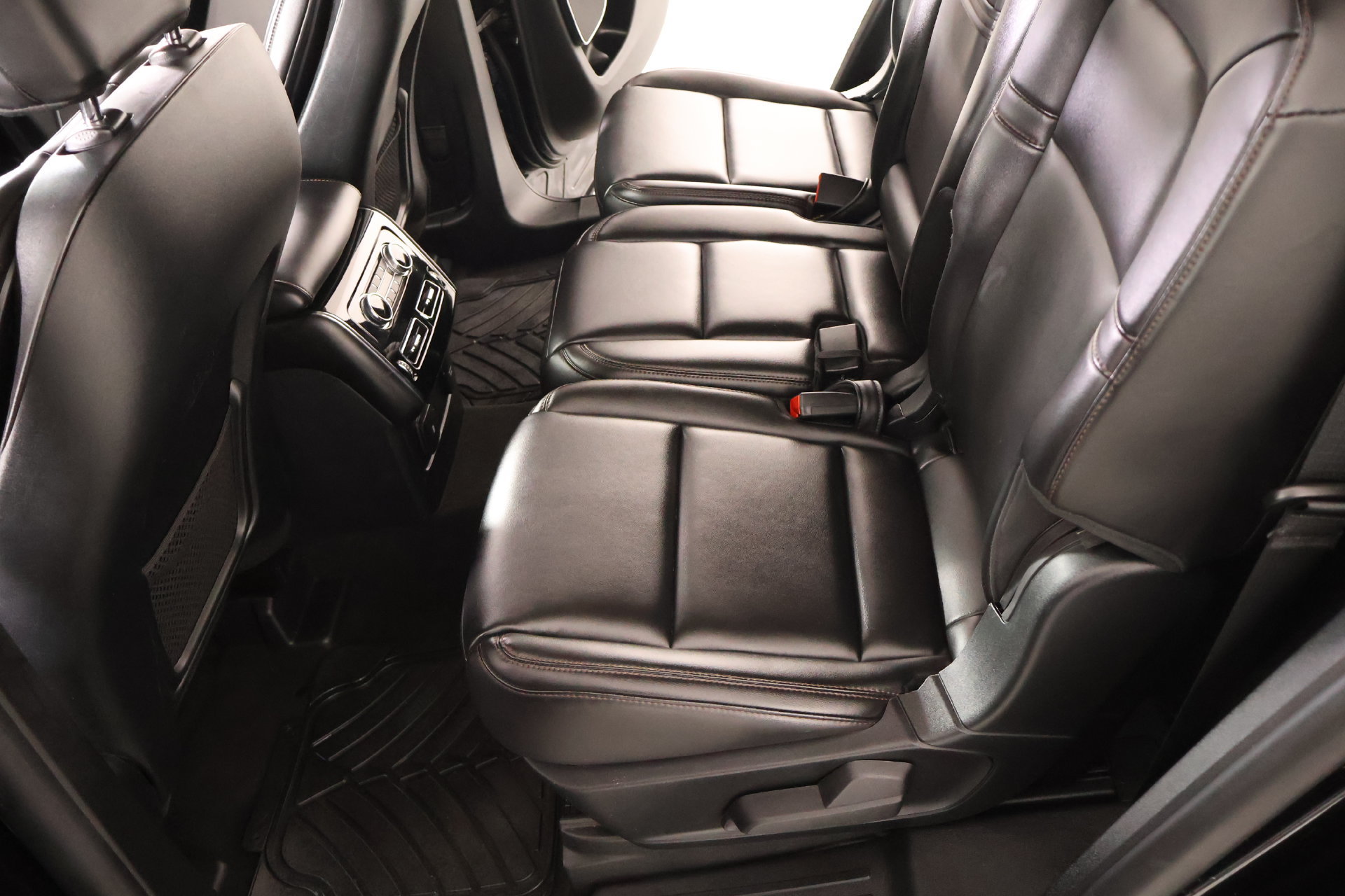 Used 2023 Lincoln Aviator 2WD image 12