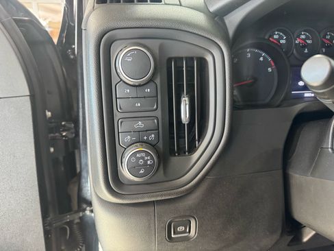 Used 2023 Chevrolet Silverado 2500 Custom w/ Custom Value Package image 16