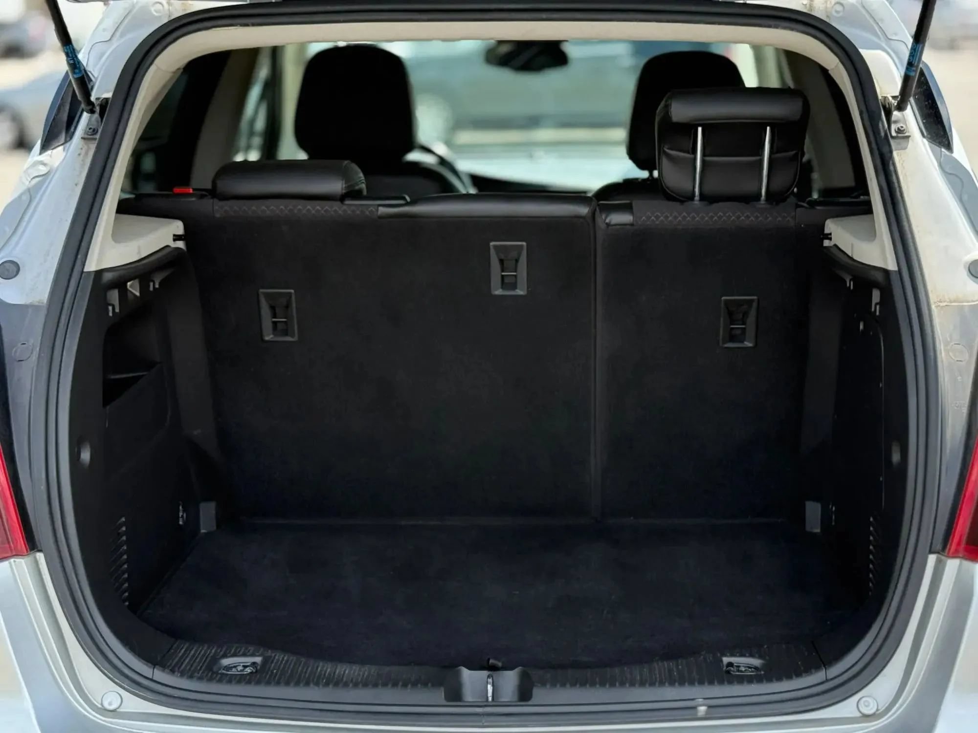 Used 2019 Buick Encore Preferred w/ Safety Package FWD image 28